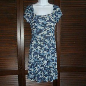 Wild Meadow Blue & White Camo Print Dress, M, Nwt